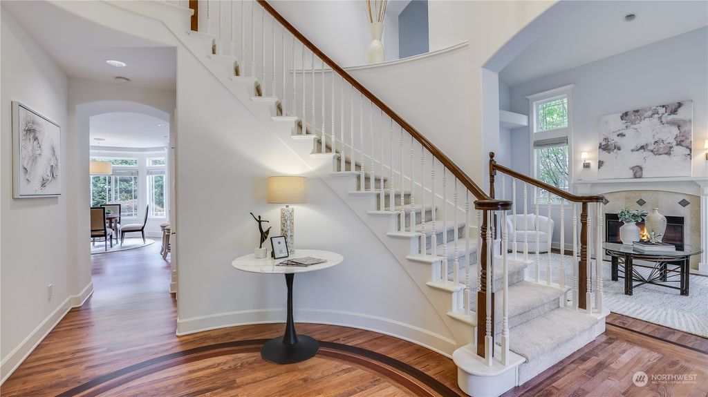 Photo of 4553 84th Avenue SE, Mercer Island, WA 98040 (MLS # 2270799)