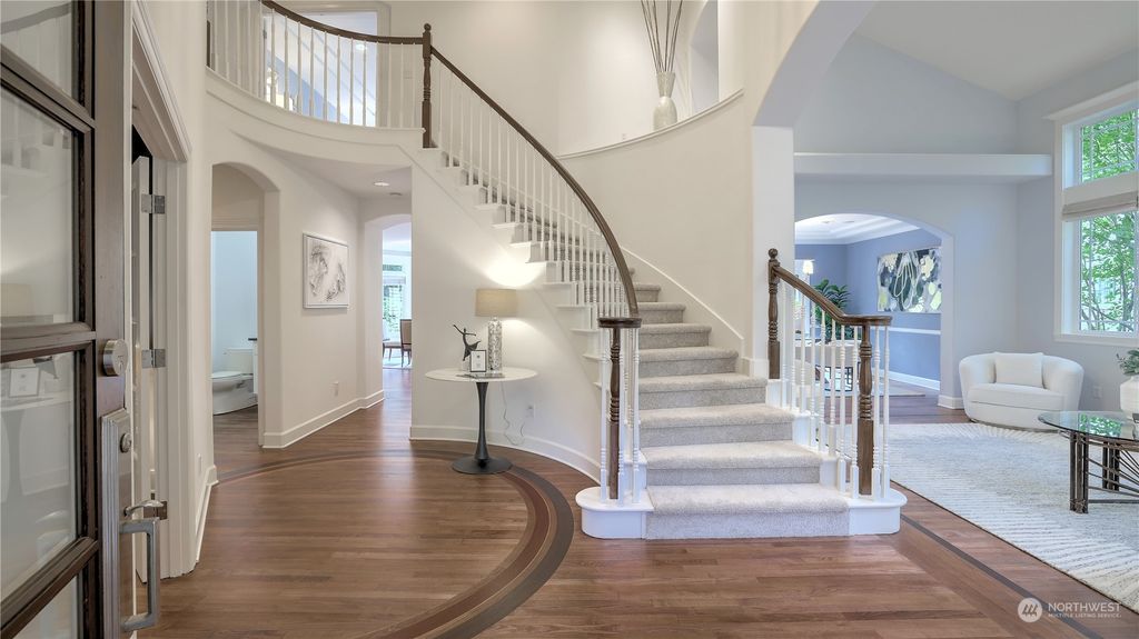 Photo of 4553 84th Avenue SE, Mercer Island, WA 98040 (MLS # 2270799)