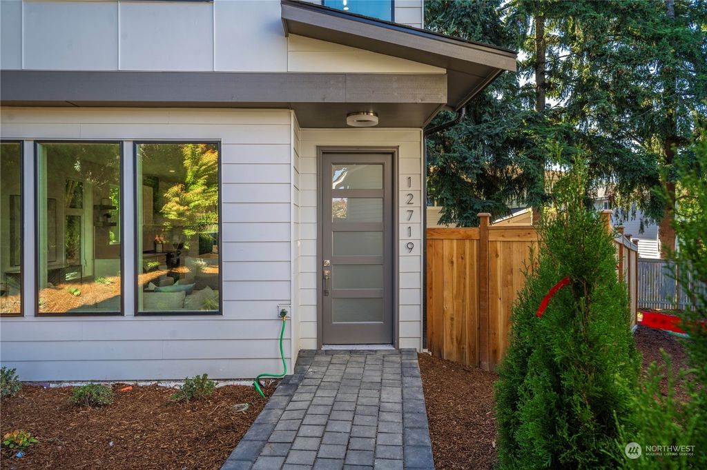 Photo of 12719 83rd Court NE, Kirkland, WA 98034 (MLS # 2295351)