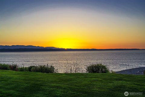 31 Pine Street 105 Edmonds WA 98020