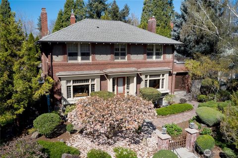 Photo of 1041 Alvarado Terrace, Walla Walla, WA 99362 (MLS # 2496521)