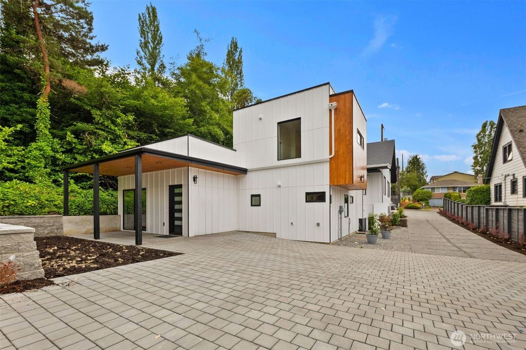 Photo of 9694 B 51st Avenue S, Seattle, WA 98118 (MLS # 2405807)
