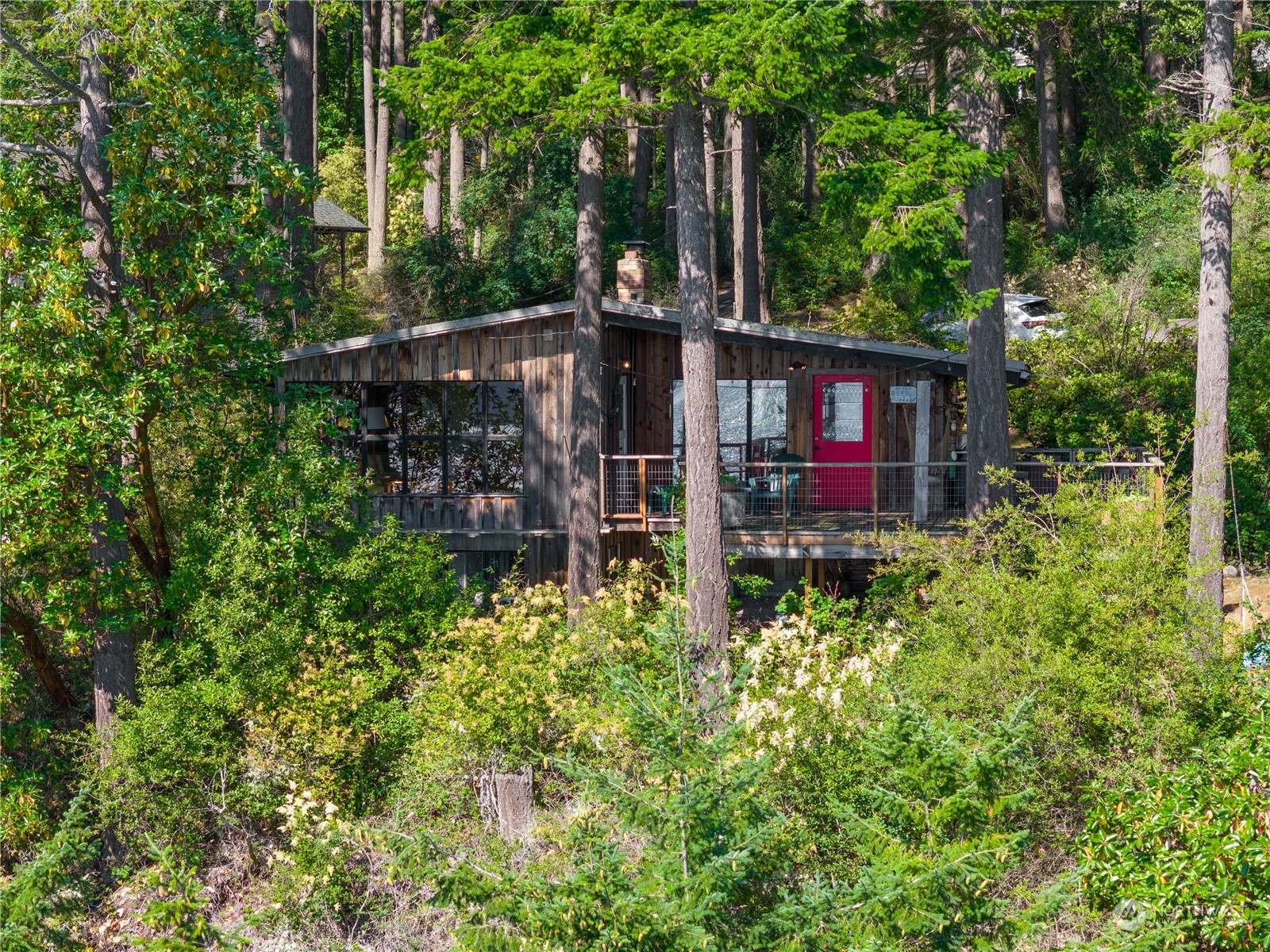 9758 Golden View Trail