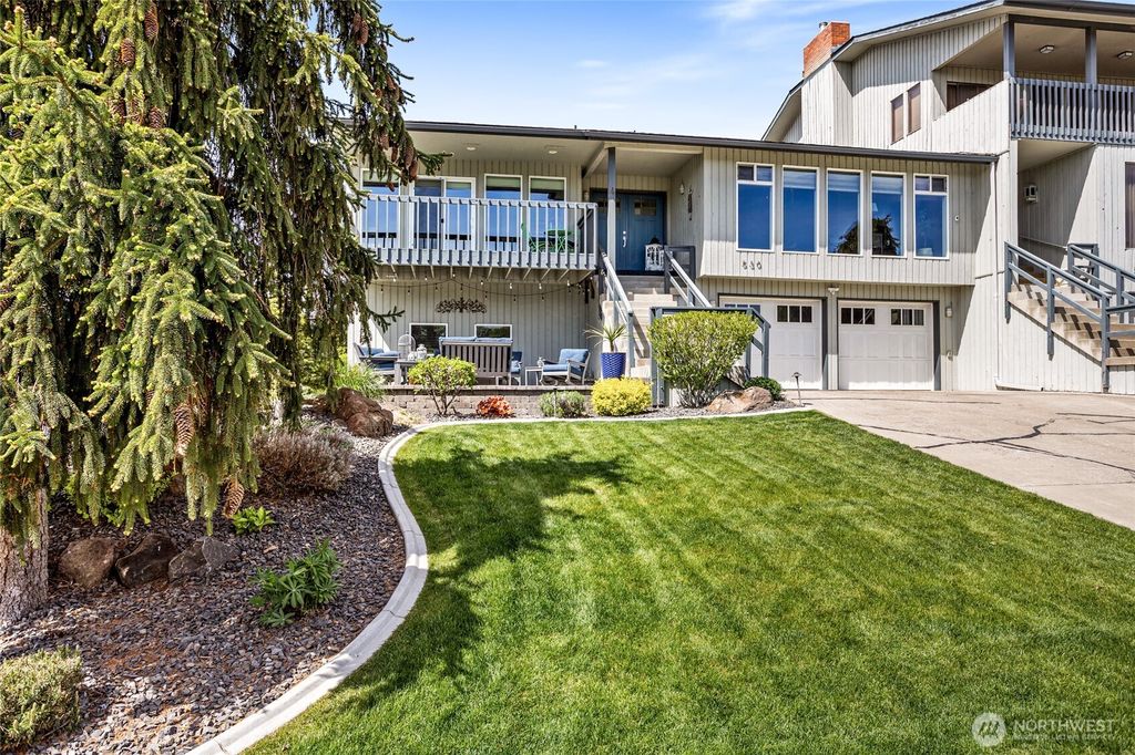 Photo of 530 Follow Through Drive, Yakima, WA 98901 (MLS # 2510934)