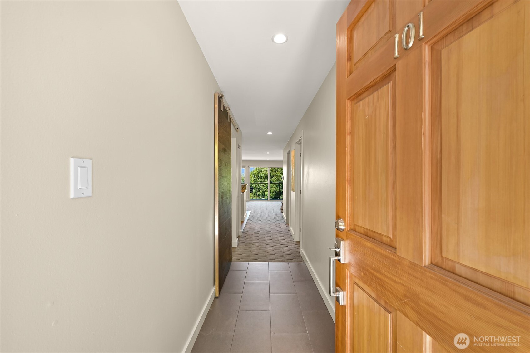414 Boulevard 101