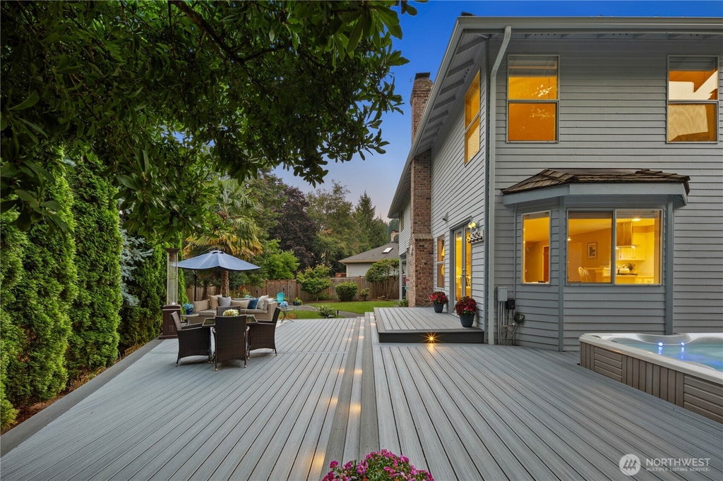 Photo of 12138 NE 166th Place, Bothell, WA 98011 (MLS # 2559971)