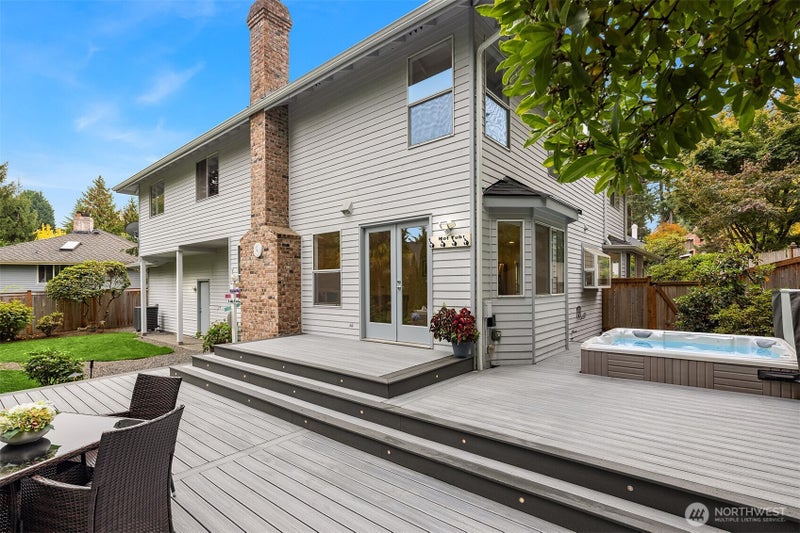 12138 NE 166th Place