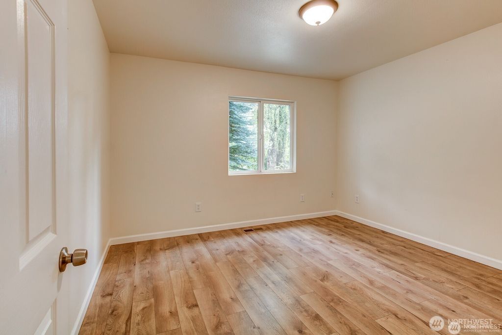 Photo of 2618 30th Avenue E, Tacoma, WA 98443 (MLS # 2516689)
