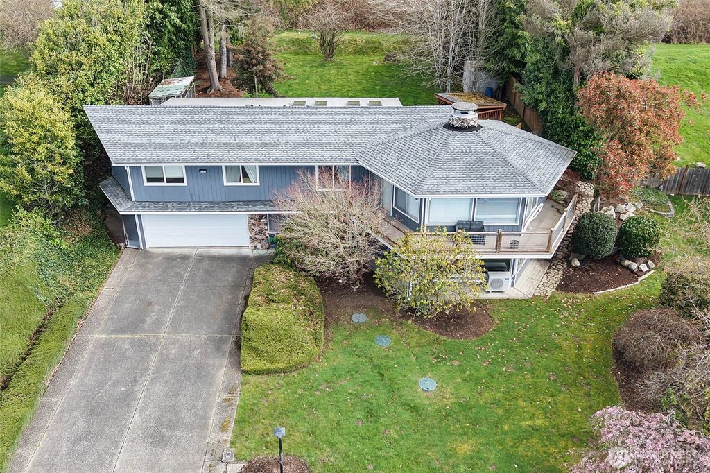 Photo of 9678 Crest Dr Dr, Blaine, WA 98230 (MLS # 2498248)