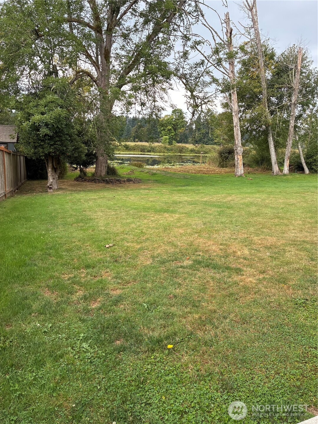 2413 Westlake Drive SE