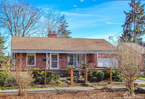 Photo of 5114 46th Avenue S, Seattle, WA 98118 (MLS # 2463554)