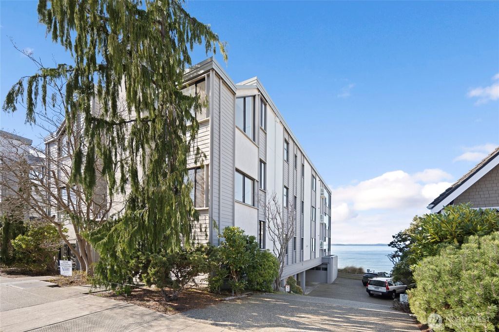 Photo of 3051 Alki Avenue SW #C, Seattle, WA 98116 (MLS # 2499913)