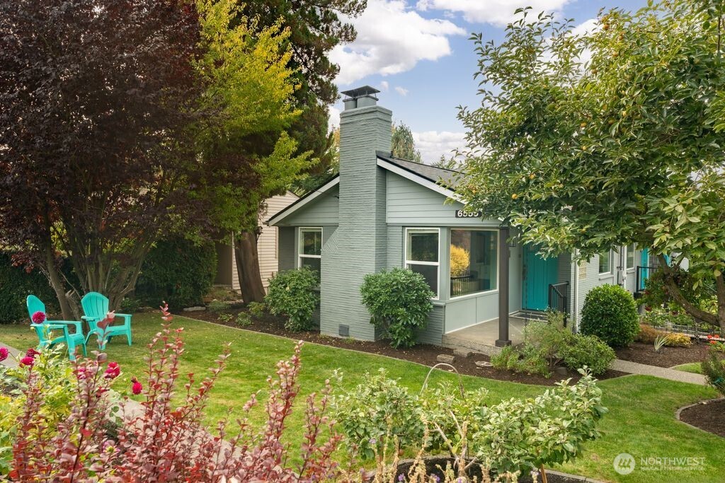 6555 27th Avenue NE