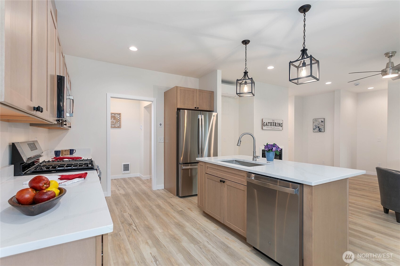 405 E 2nd Street