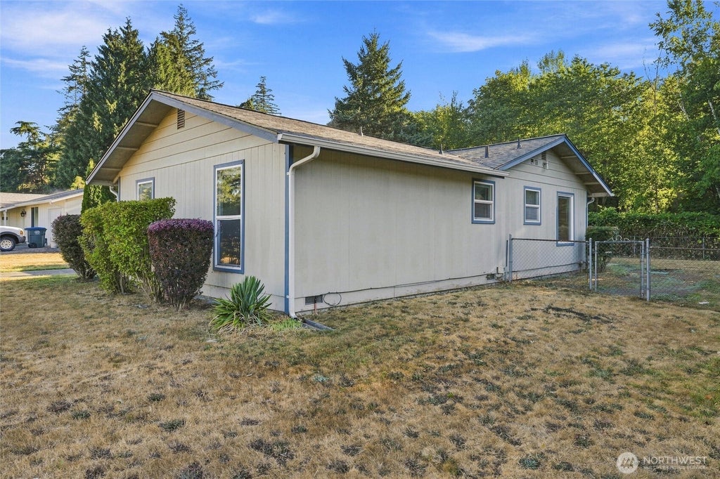 Photo of 283 Pollman Circle, Lynden, WA 98264 (MLS # 2573286)