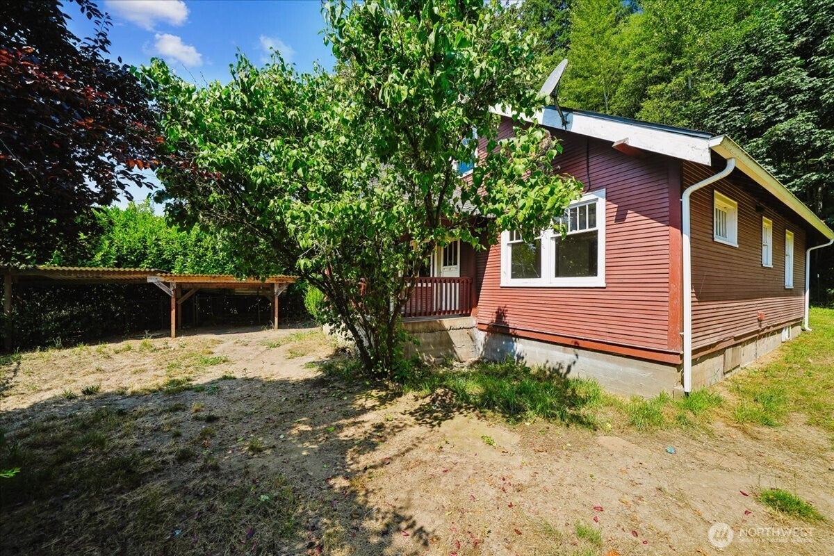 93 Cloquallum Road