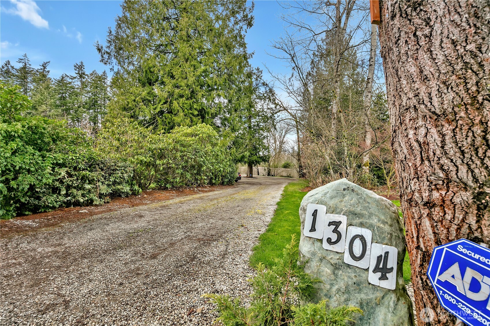 1304 208th Avenue E