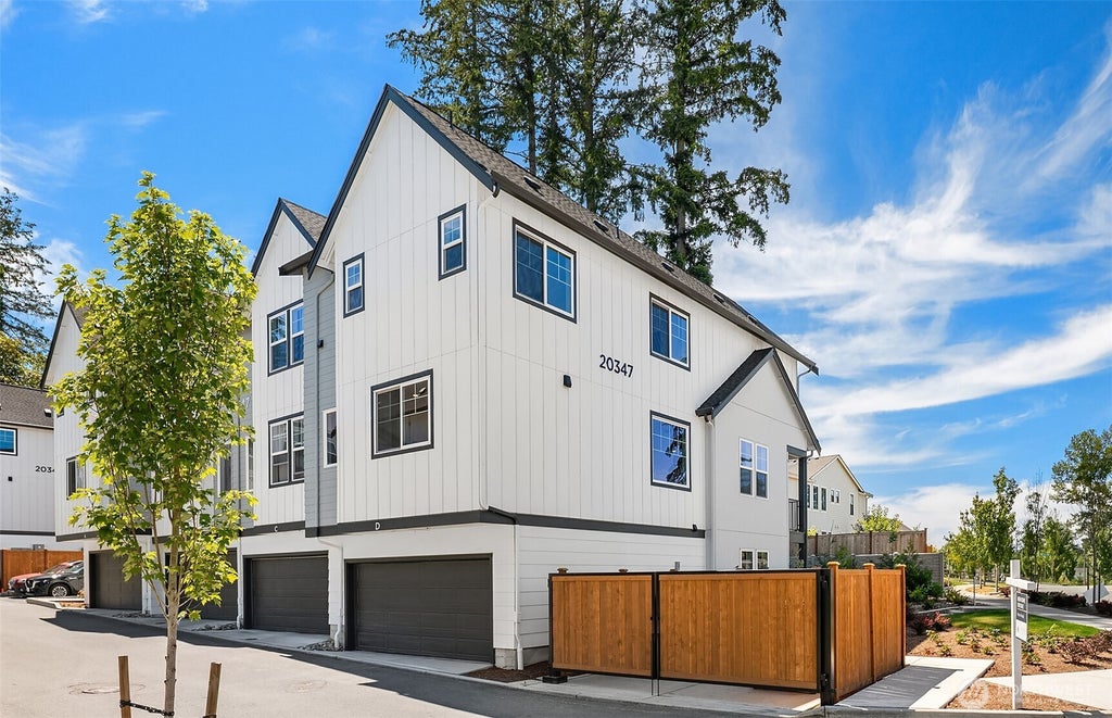 Photo of 20347 90th Drive NE #D, Bothell, WA 98011 (MLS # 2565977)
