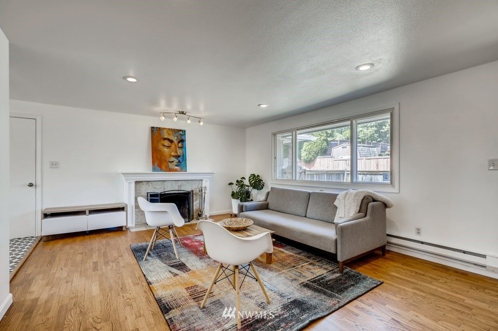 Photo of 14715 8th Avenue S, Burien, WA 98168 (MLS # 1966019)