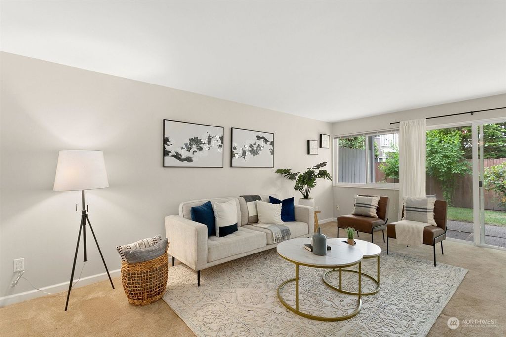 Photo of 5711 122nd Place SE #221, Bellevue, WA 98006 (MLS # 2073037)