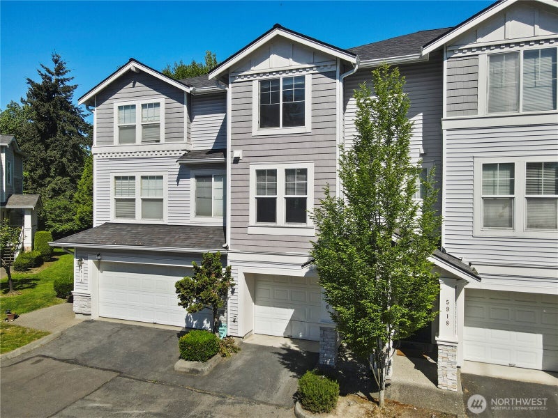 5916 S 232nd Court 3-2