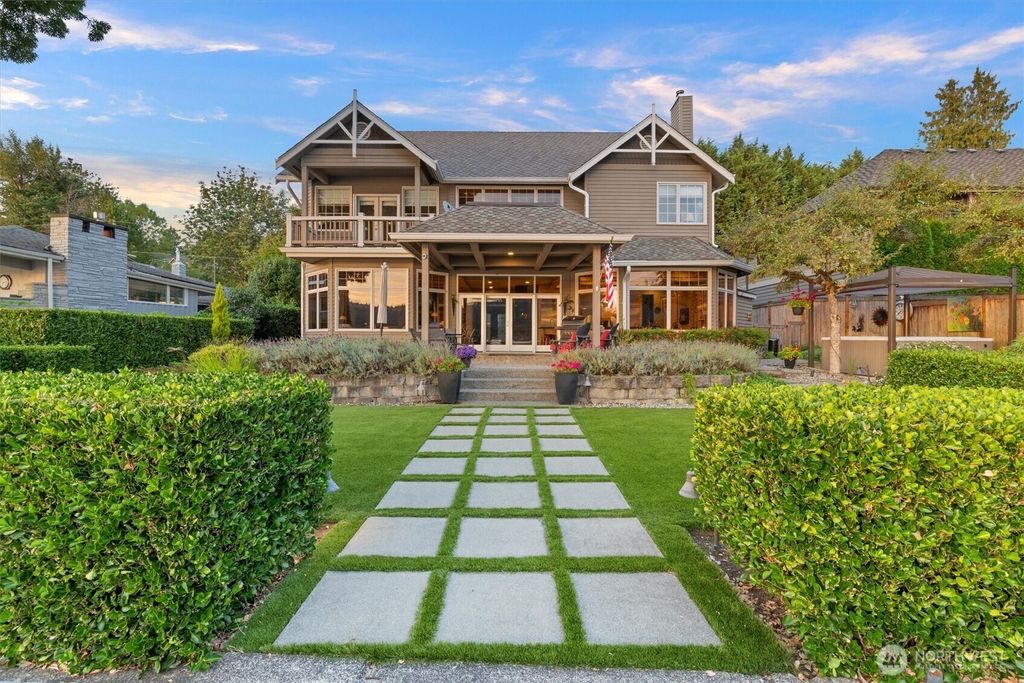 Photo of 3829 E Lake Sammamish Shore Lane SE, Sammamish, WA 98075 (MLS # 2435449)