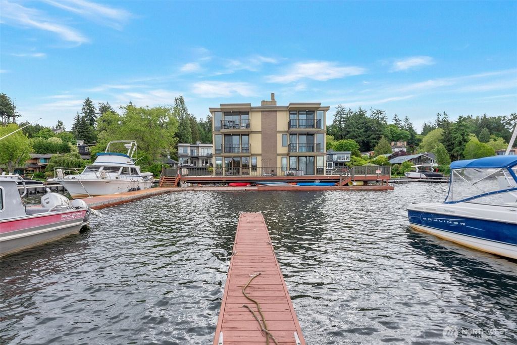 Photo of 4561 Lake Washington Boulevard NE #104, Kirkland, WA 98033 (MLS # 2532368)