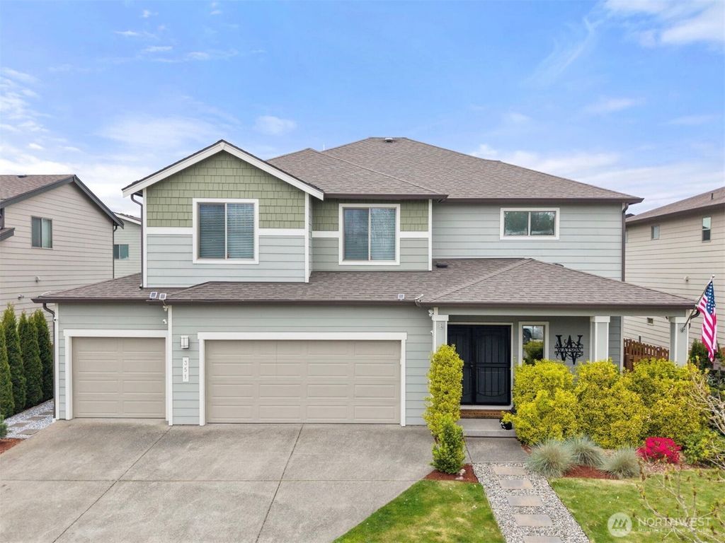 Photo of 351 S Sergeant Street, Buckley, WA 98321 (MLS # 2511266)