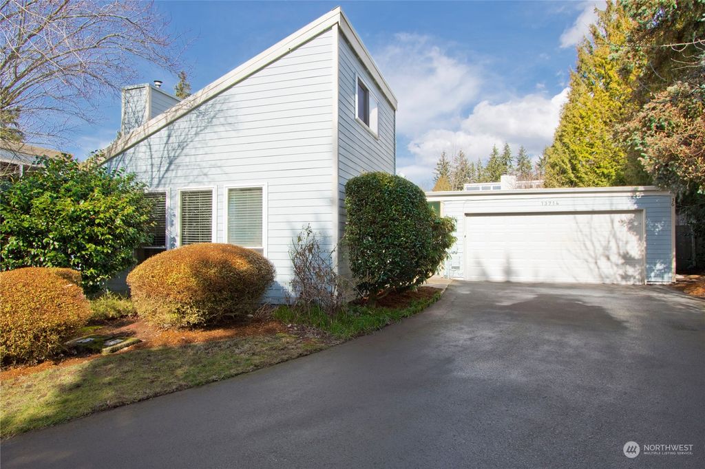 Photo of 13714 SE 258th Place #36, Kent, WA 98042 (MLS # 2042873)