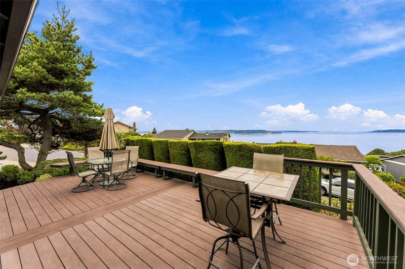 1023 S 286th Place