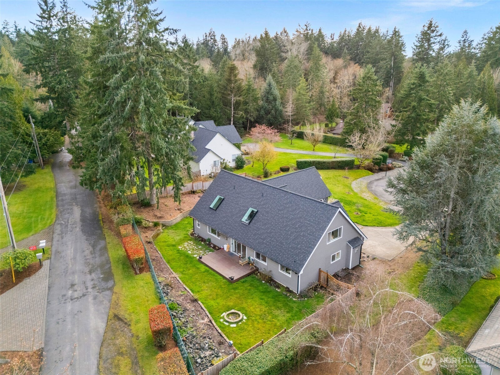 2308 Windjammer Court NW