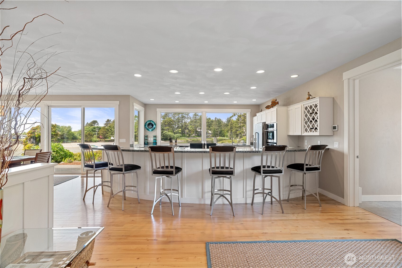 6 Diamond Drive