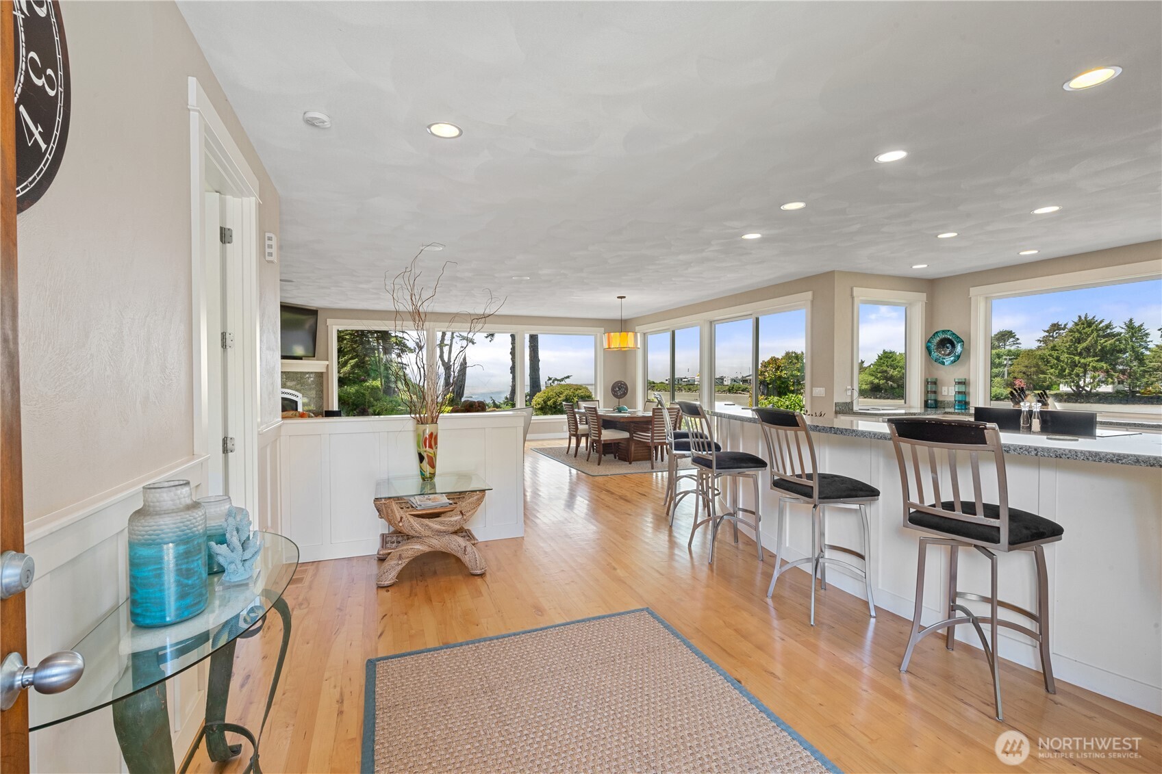 6 Diamond Drive
