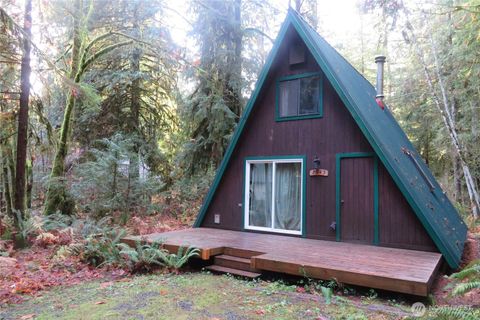 Photo of 7045 Church Mountain Place, Glacier, WA 98244 (MLS # 2459719)