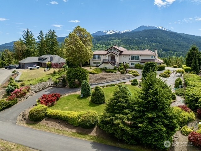572 Sunset Heights Drive