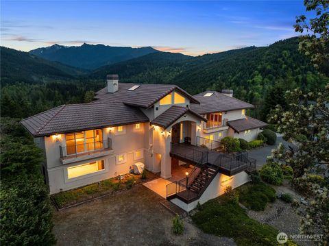 Photo of 572 Sunset Heights Drive, Port Angeles, WA 98363 (MLS # 2377973) Photo of 572 Sunset Heights Drive, Port Angeles, WA 98363 (MLS # 2377973)