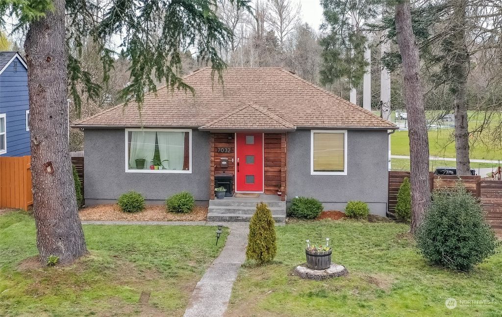 Photo of 7032 S 120th Place, Seattle, WA 98178 (MLS # 2047656)