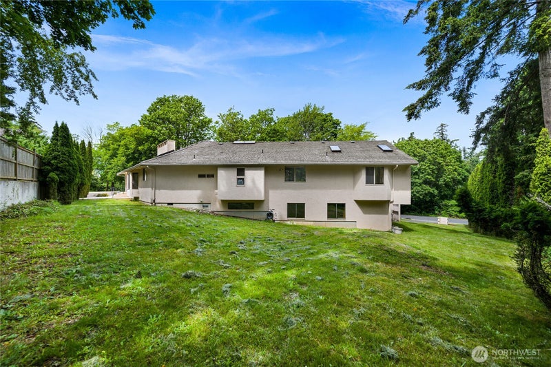 208 Hawthorn Road