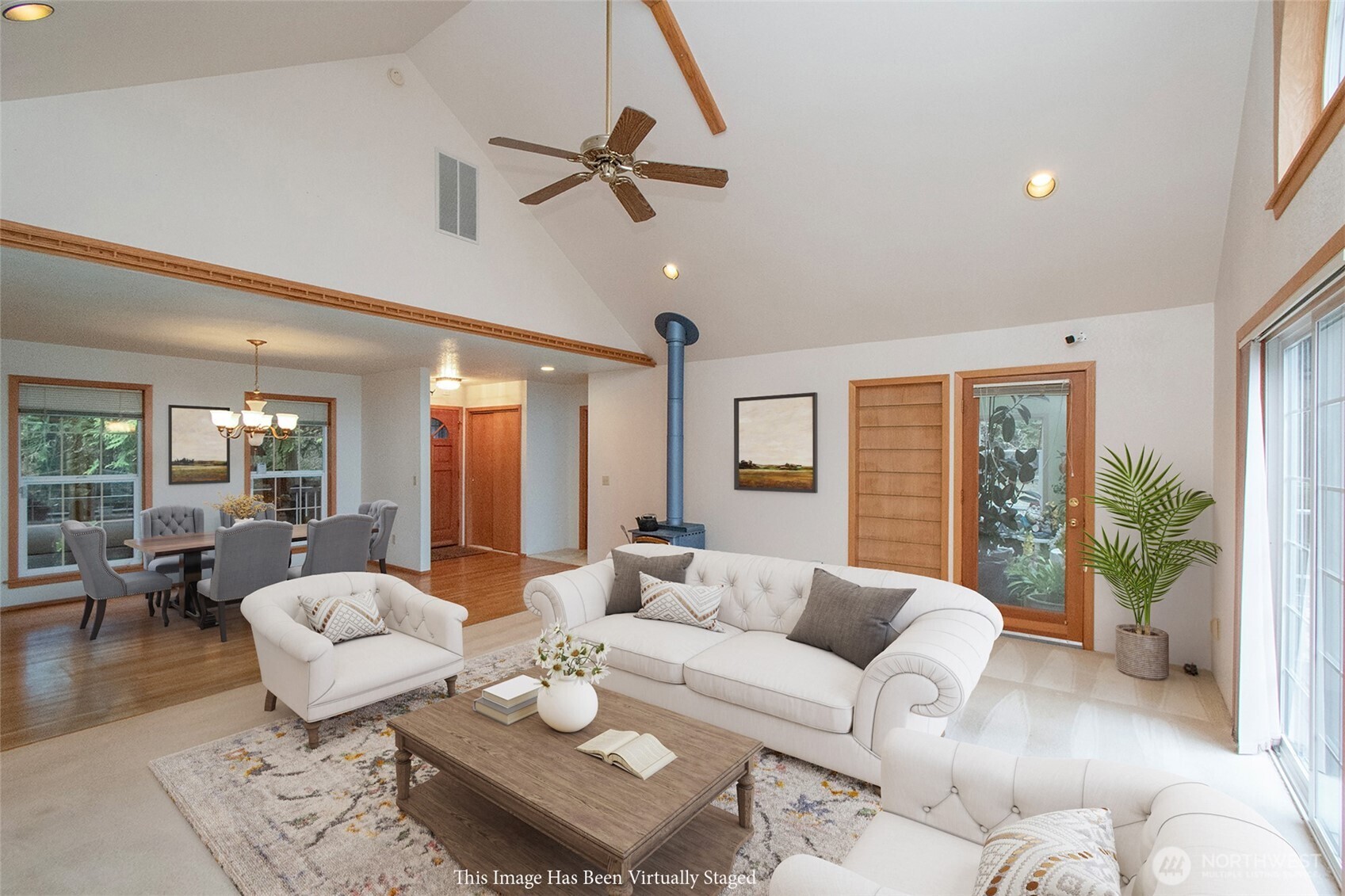 202 W Emerald Forest Lane