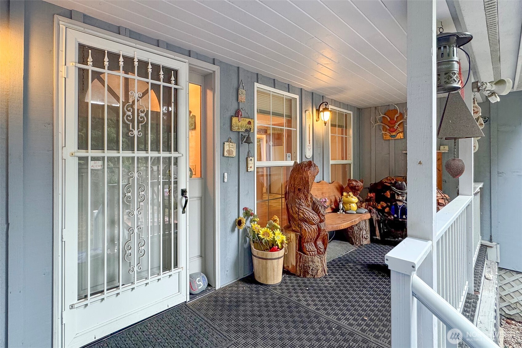 202 W Emerald Forest Lane