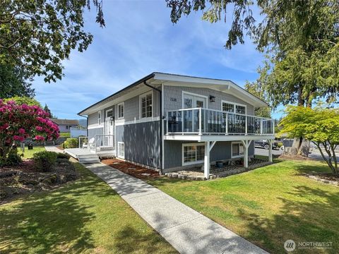 1538 W 12th Street Port Angeles WA 98363