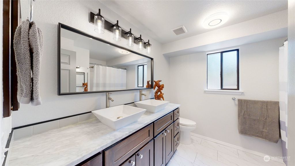 listing image 9363344548560985761