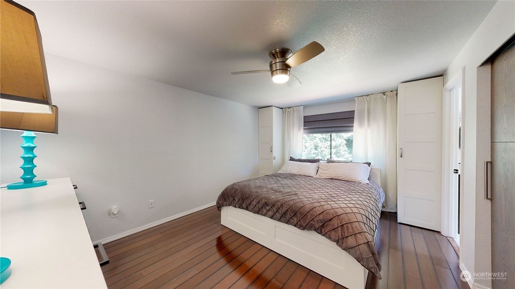 listing image 9362422594657209551
