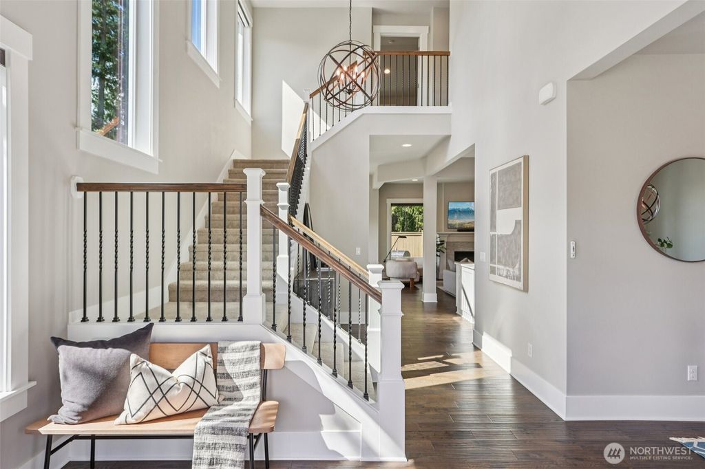 Photo of 4991 229th Avenue SE, Issaquah, WA 98029 (MLS # 2495428)