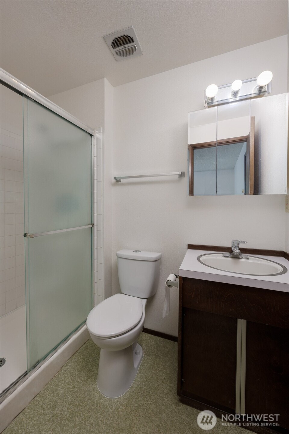 University Place, Washington 98467, United States, 3 Bedrooms Bedrooms, ,2 BathroomsBathrooms,Residential,Pending,223226