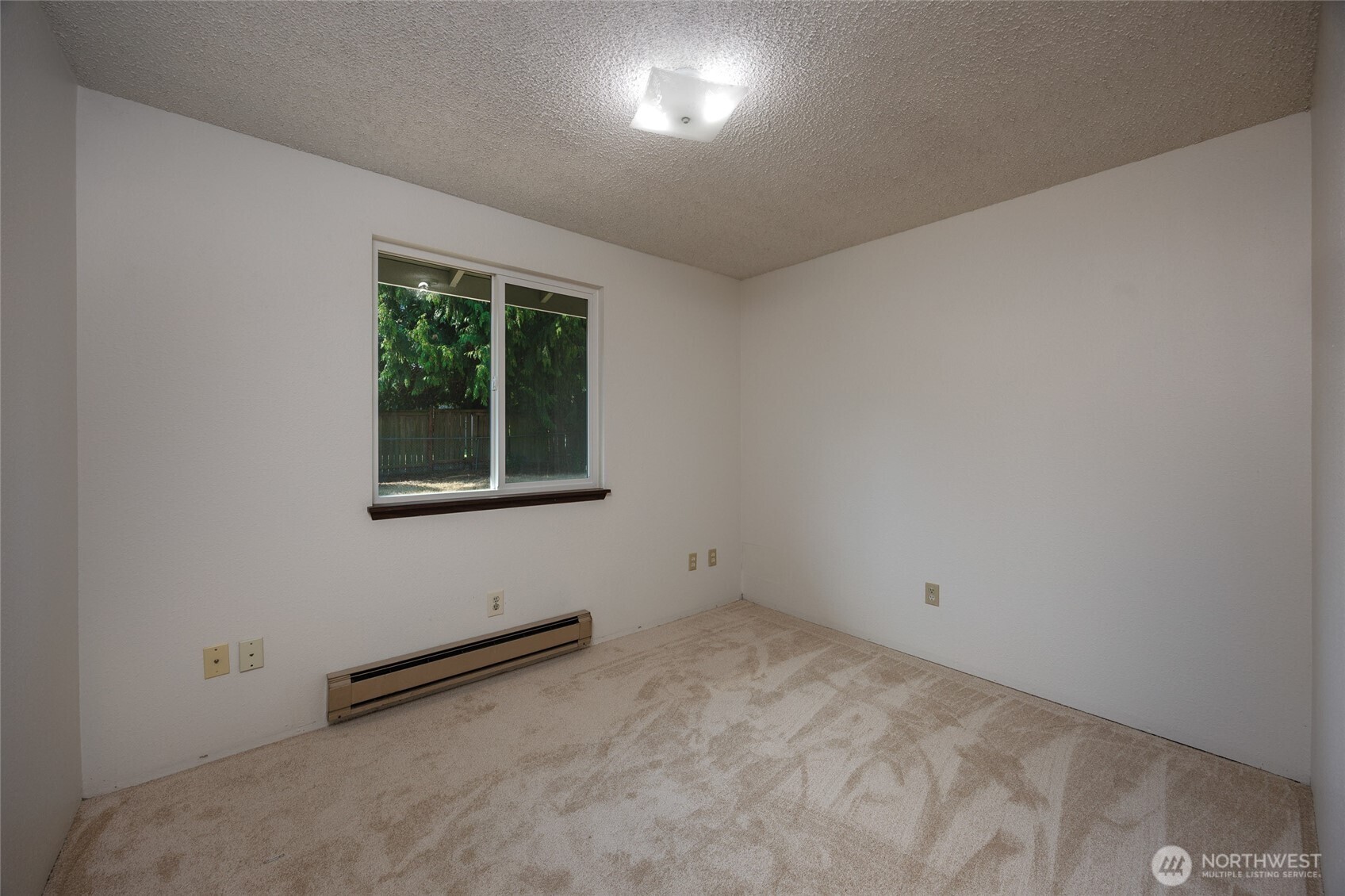 University Place, Washington 98467, United States, 3 Bedrooms Bedrooms, ,2 BathroomsBathrooms,Residential,Pending,223226