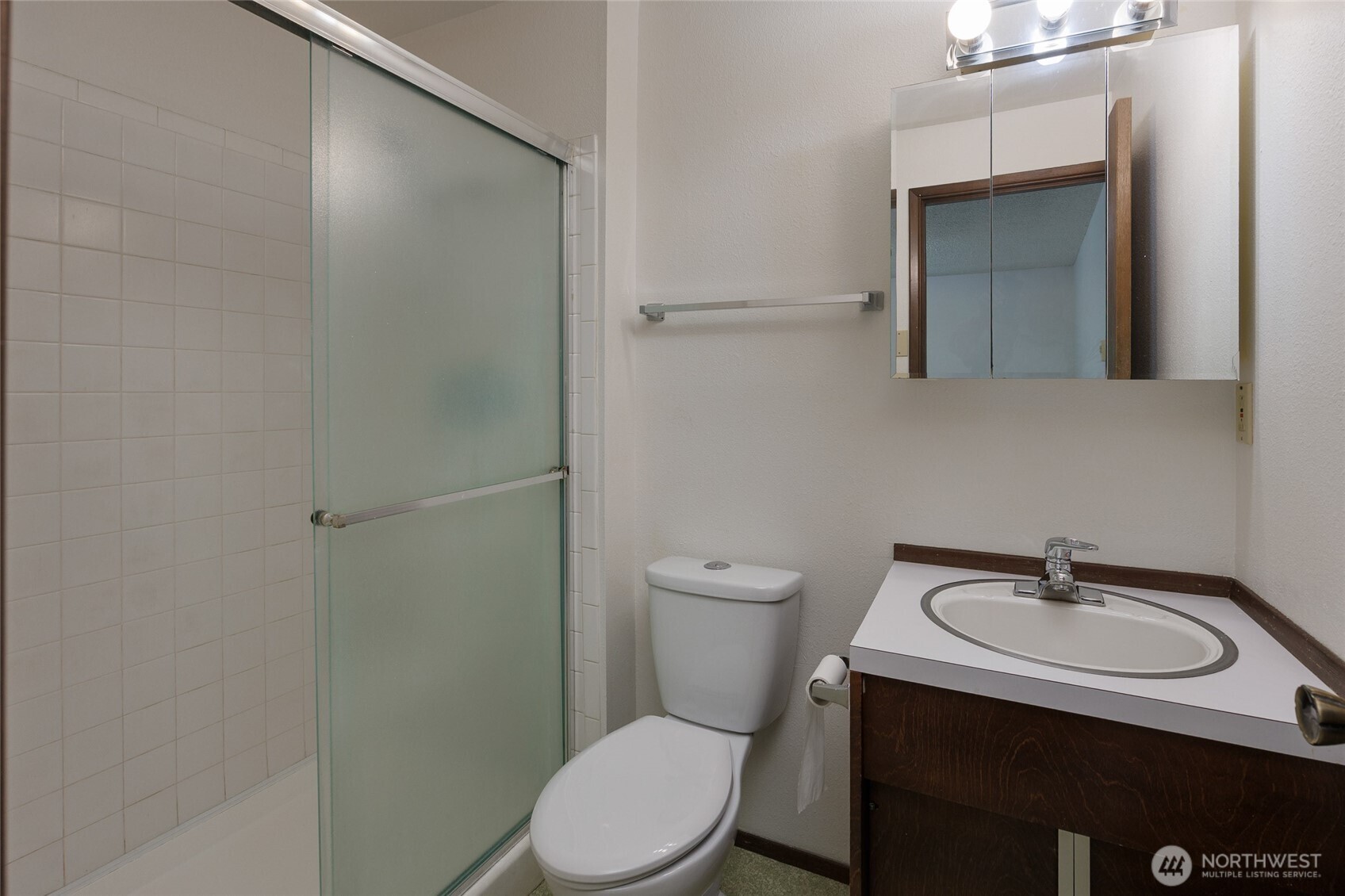 University Place, Washington 98467, United States, 3 Bedrooms Bedrooms, ,2 BathroomsBathrooms,Residential,Pending,223226