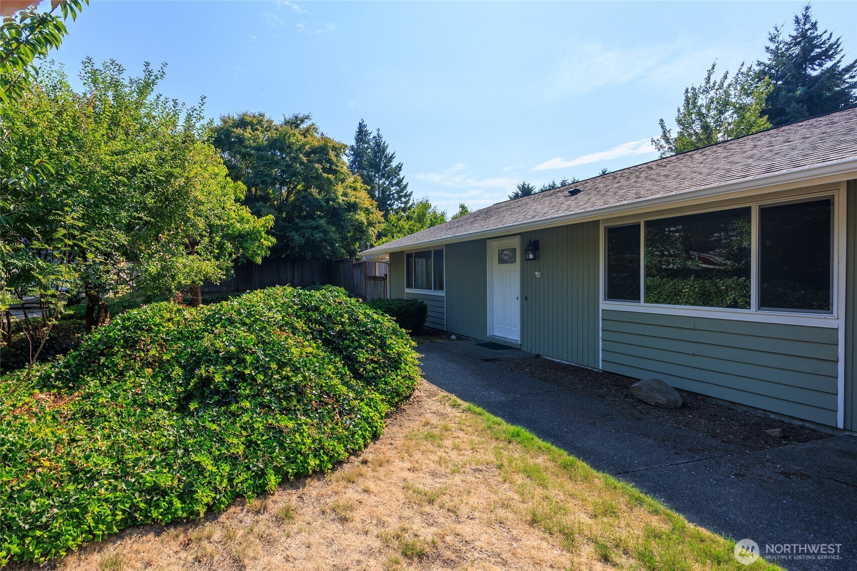 University Place, Washington 98467, United States, 3 Bedrooms Bedrooms, ,2 BathroomsBathrooms,Residential,Pending,223226