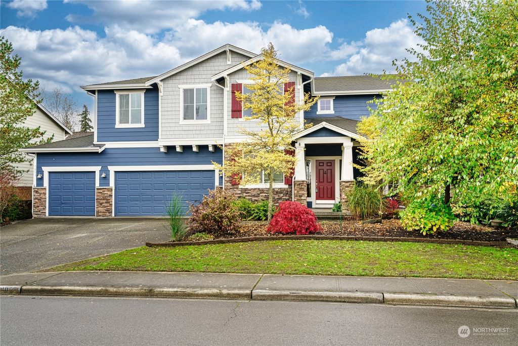 Photo of 1053 Ridge Street, Mukilteo, WA 98275 (MLS # 2013120)