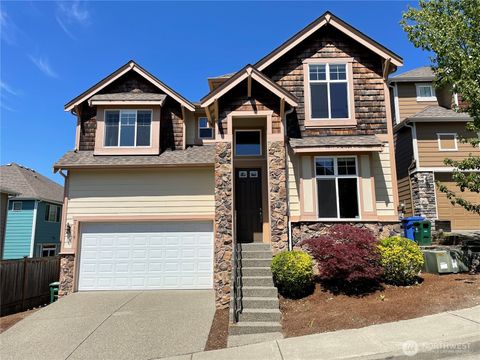 Photo of 1118 S 36th Street, Renton, WA 98055 (MLS # 2456575)